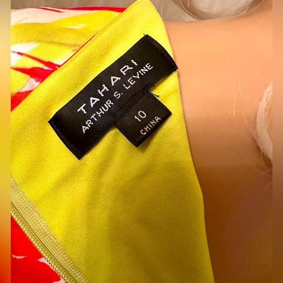 TAHARI “Arthur S. Levine!”Hawaiian Flowers🌺Sundress! Red/grn/Size-10 - Picture 10 of 13